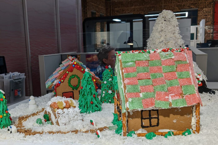 VLK's "Polar Express" Gingerbread House